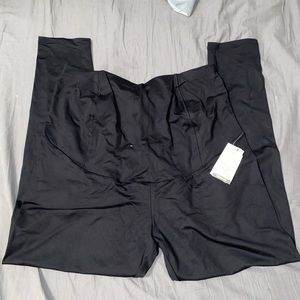 Black maternity pants ⚡️